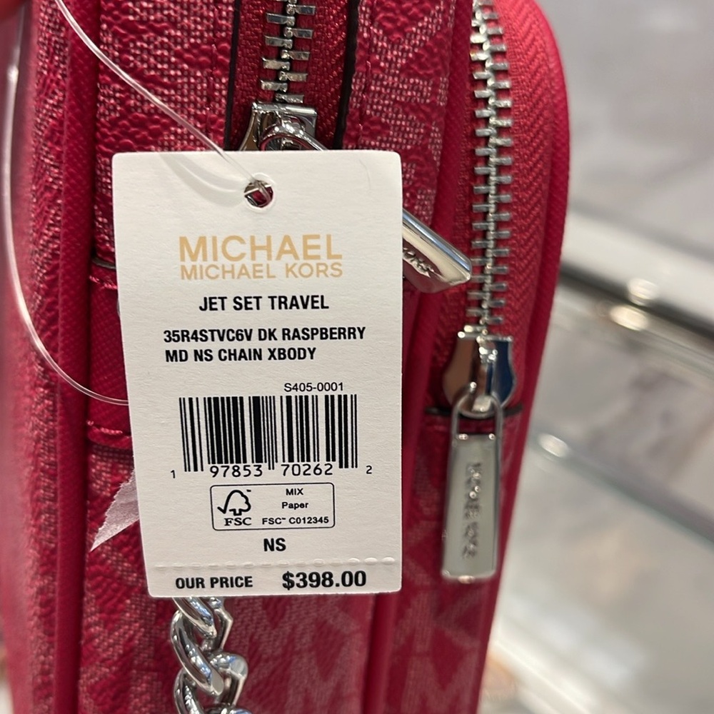 MICHAEL KORS Jet Set Travel Md Signature Logo Crossbody Flight Bag
DK RASPBERRY - Picture 13 of 16